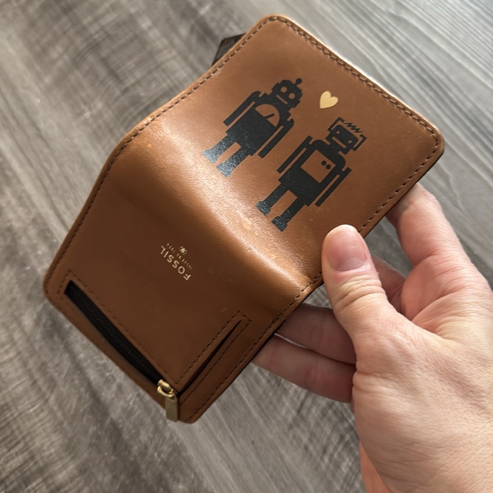 Fossil Wallet - Picture 2 of 3
